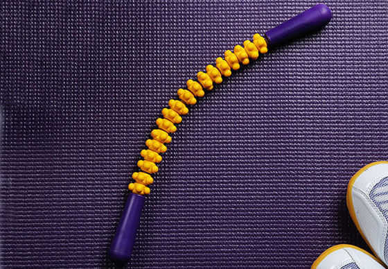 Handheld Wraparound Neck Massager gemaakt van recyclebaar plastic voor persoonlijke ontspanning