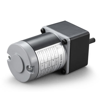 Verstelbare snelheid 60mm 24v 5w Makkelijk te bedienen gepoetste gelijkstroommotor YLP 80BL-154-3