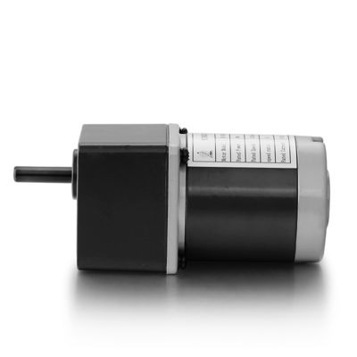 Verstelbare snelheid 60mm 24v 5w Makkelijk te bedienen gepoetste gelijkstroommotor YLP 80BL-154-3